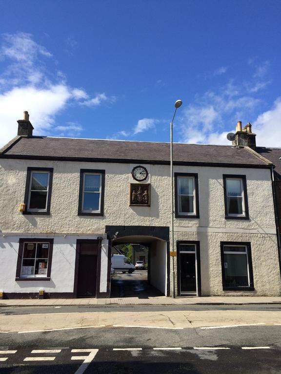 The Old Town Hall B & B Innerleithen Buitenkant foto